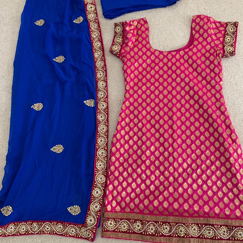Salwar suit indian outfit